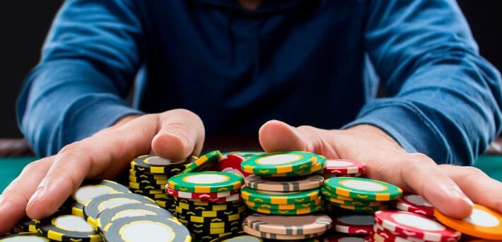 O que é e quando fazer Overbet no poker?