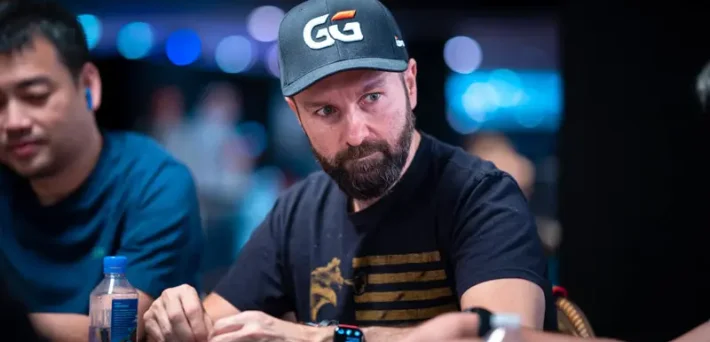 daniel-negreanu-teoria-conspiracao-ovnis